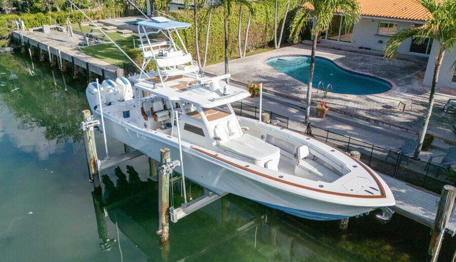 43ft Invincible Yacht For Sale