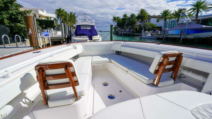 43ft Invincible Yacht For Sale