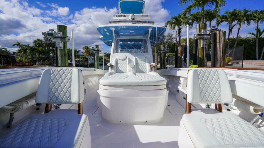 43ft Invincible Yacht For Sale