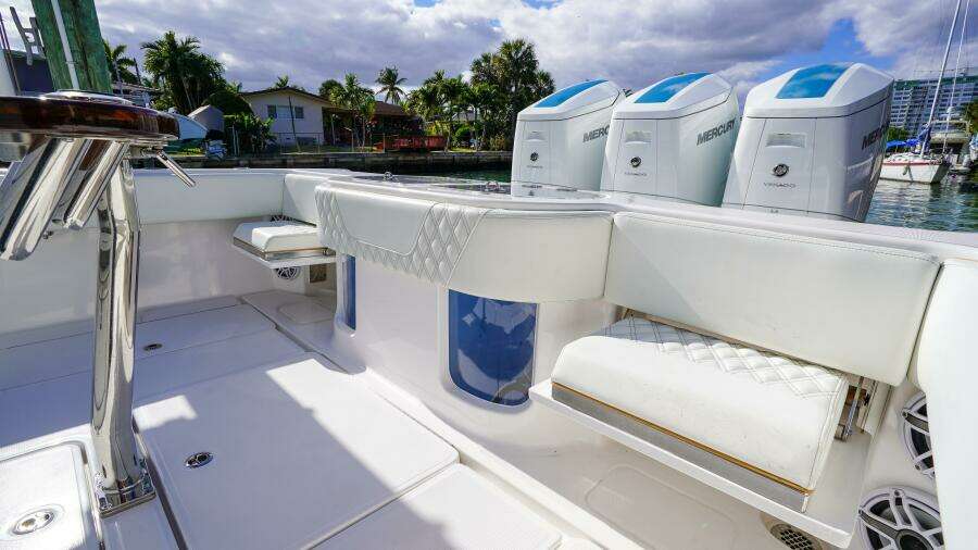 43ft Invincible Yacht For Sale