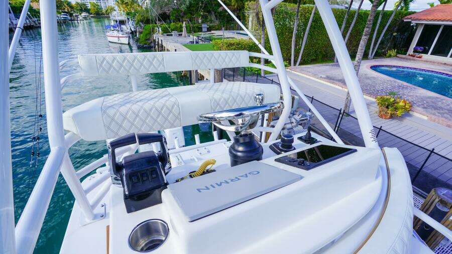 43ft Invincible Yacht For Sale