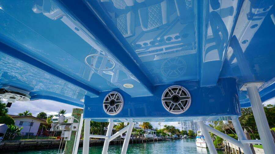 43ft Invincible Yacht For Sale