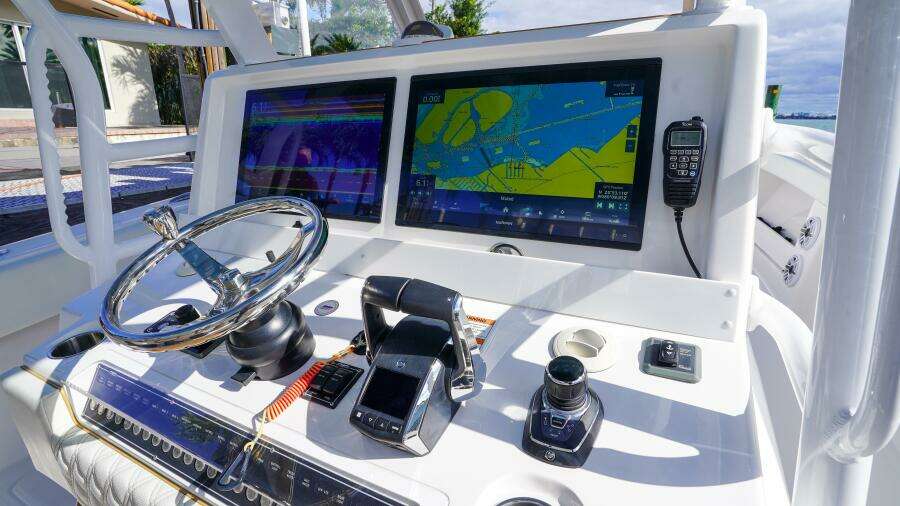 43ft Invincible Yacht For Sale