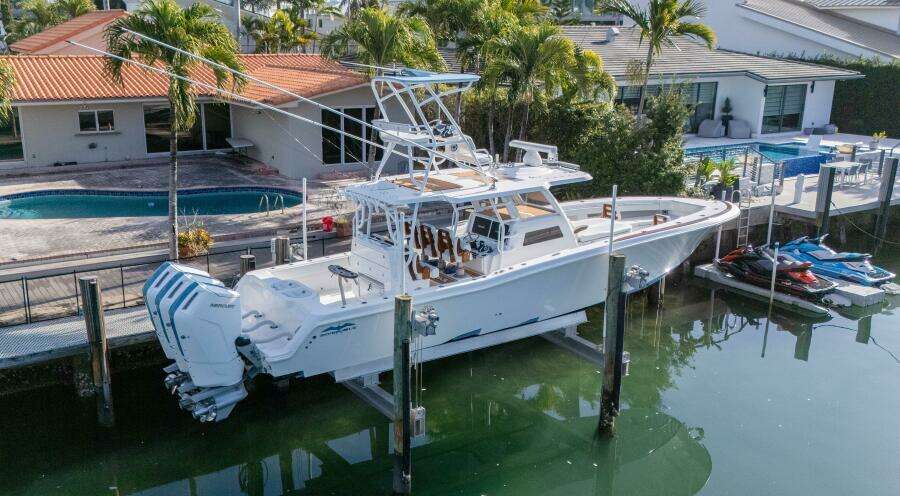 43ft Invincible Yacht For Sale