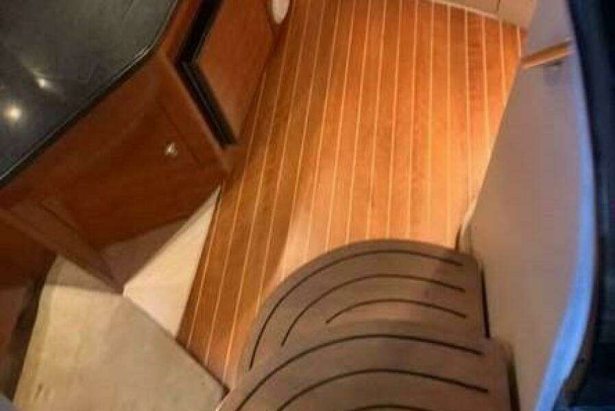 31ft Regal Yacht For Sale