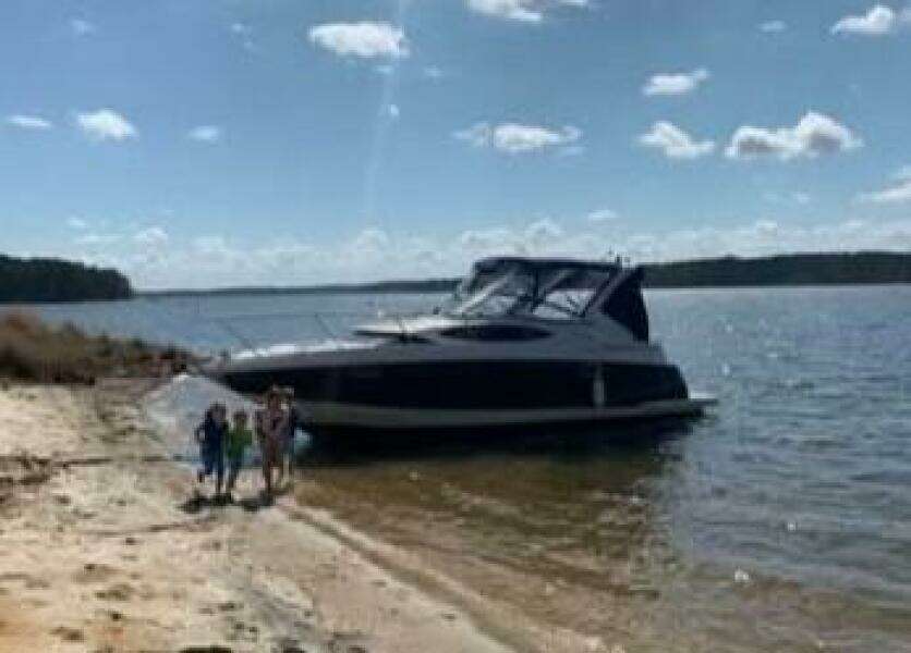 31ft Regal Yacht For Sale