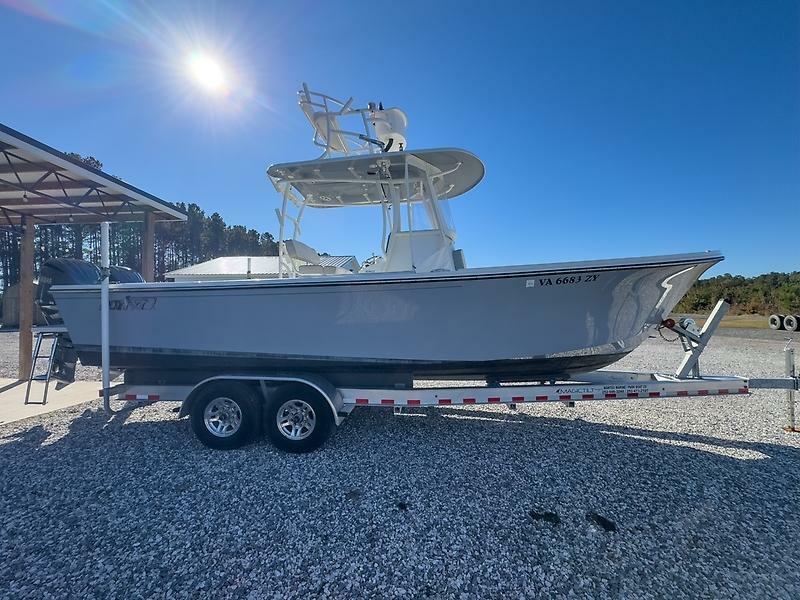 28' 2022 Parker 2801