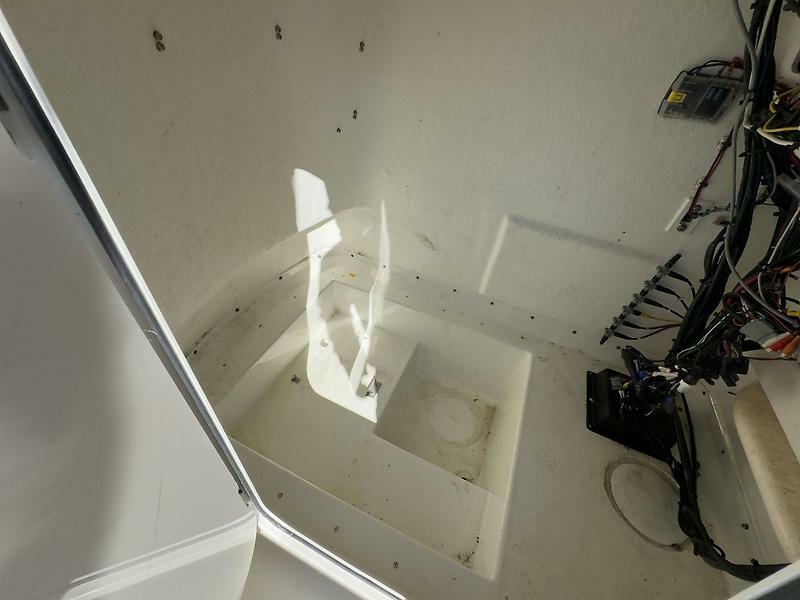 28' 2022 Parker 2801