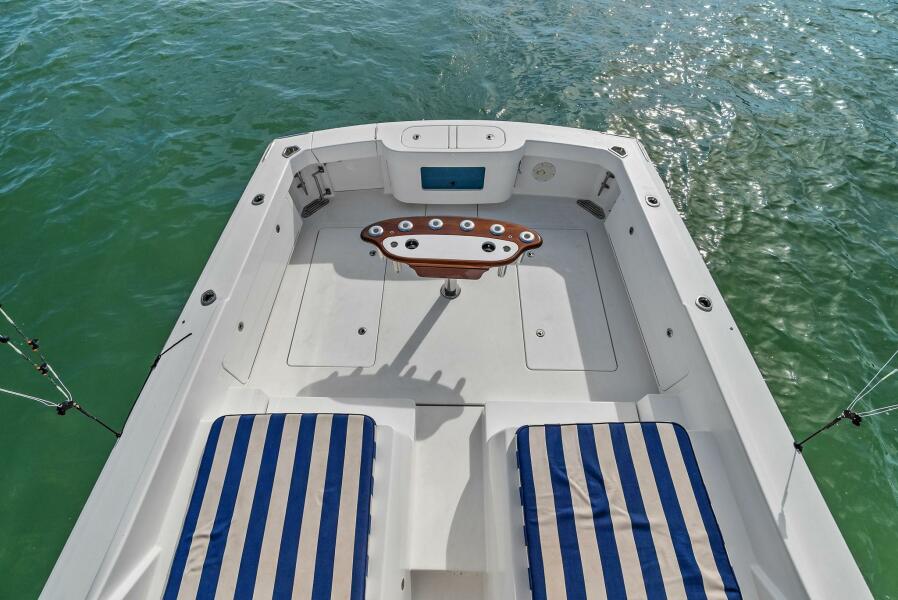 35' 2017 Bertram 35 Flybridge