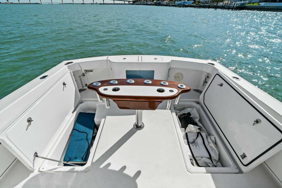 35' 2017 Bertram 35 Flybridge
