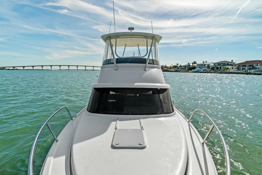 35' 2017 Bertram 35 Flybridge