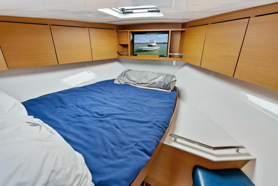 35' 2017 Bertram 35 Flybridge