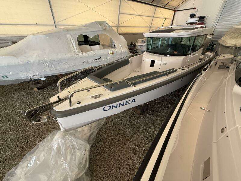 ONNEA 30ft Axopar Yacht For Sale