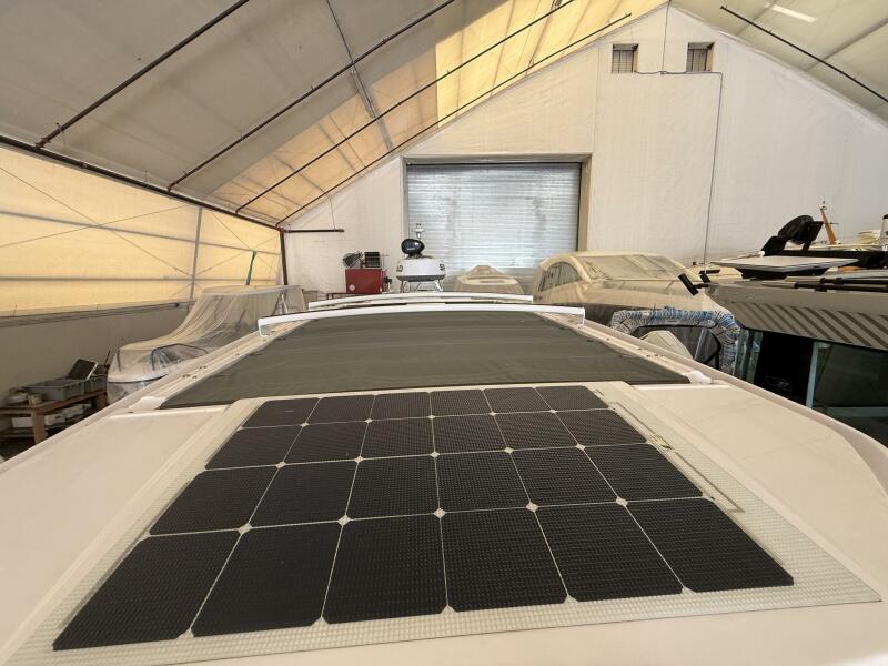 30' 2022 Axopar 28 Cabin