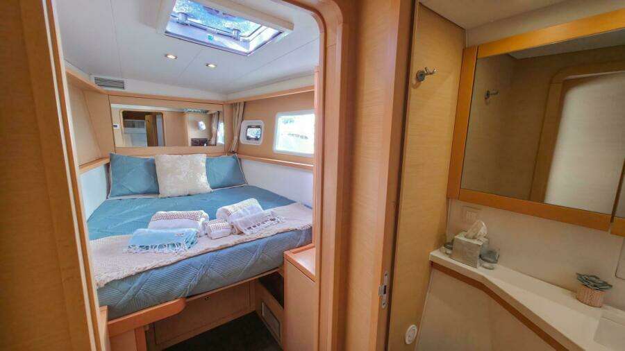 Neon Moon 45ft Lagoon Yacht For Sale