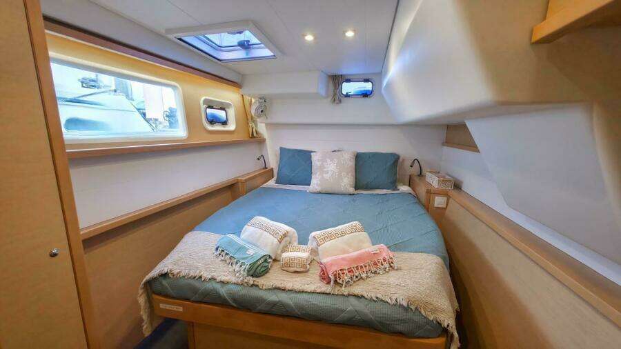 Neon Moon 45ft Lagoon Yacht For Sale