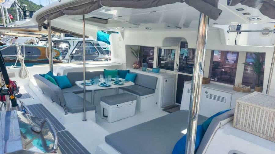 Neon Moon 45ft Lagoon Yacht For Sale