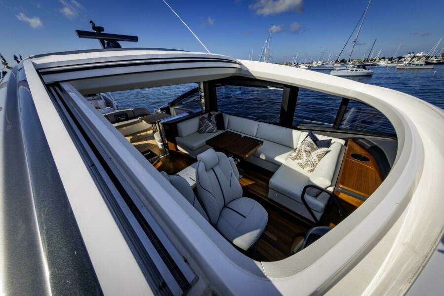 Princess V55 55ft Princess Yacht For Sale