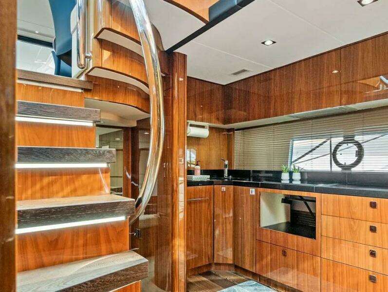 68ft Sunseeker Yacht For Sale