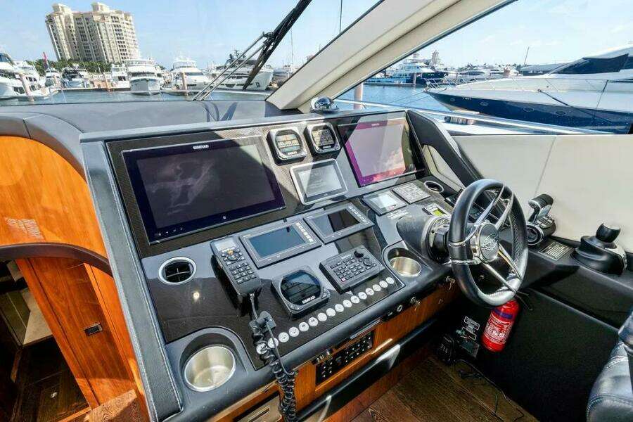 68ft Sunseeker Yacht For Sale