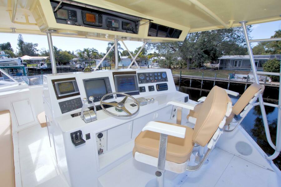 53' 1990 Viking 53 Convertible