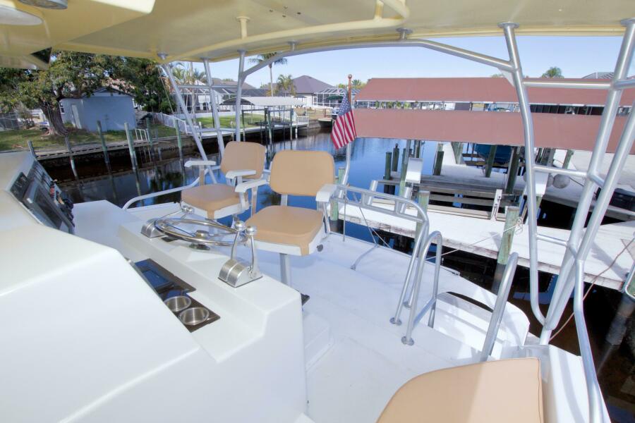 53' 1990 Viking 53 Convertible