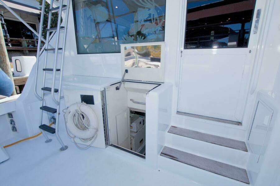 Beach House III 53ft Viking Yacht For Sale