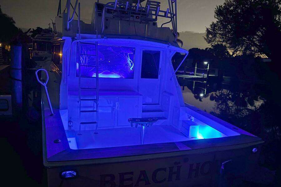 Beach House III 53ft Viking Yacht For Sale