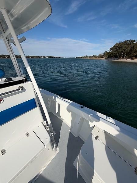 22' 2022 Eastern 22 CC