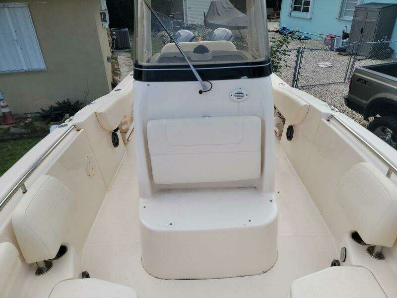 25ft Grady White Yacht For Sale