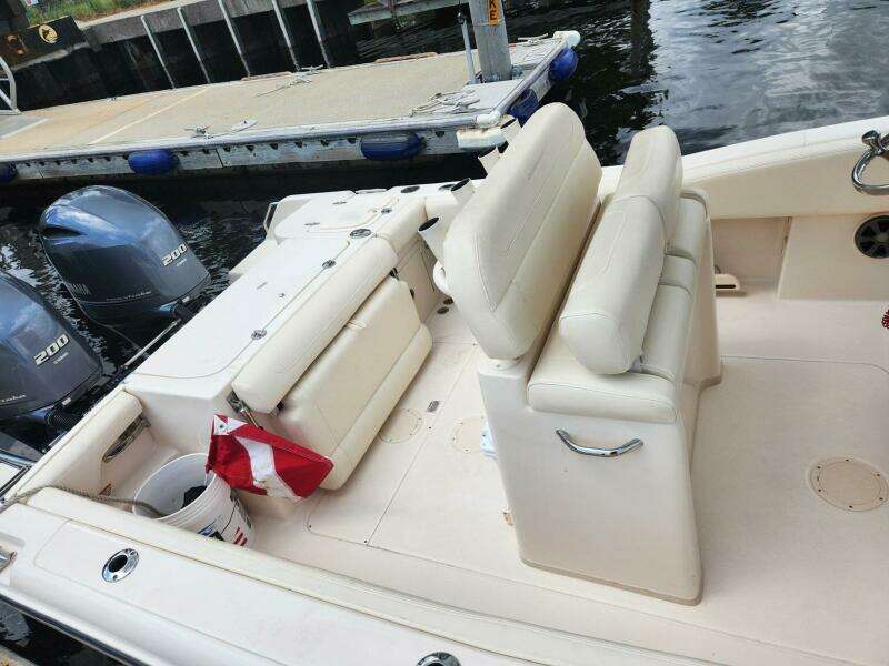 25ft Grady White Yacht For Sale