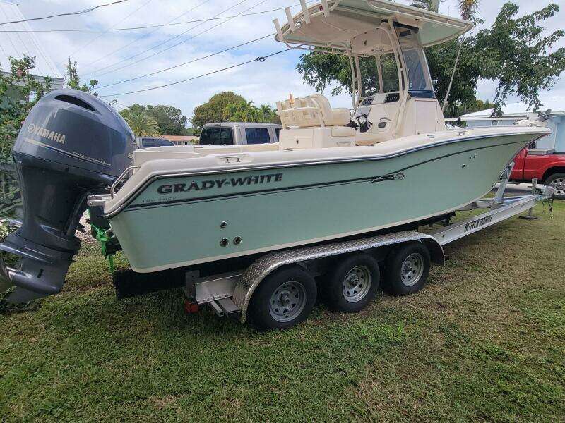 25ft Grady White Yacht For Sale