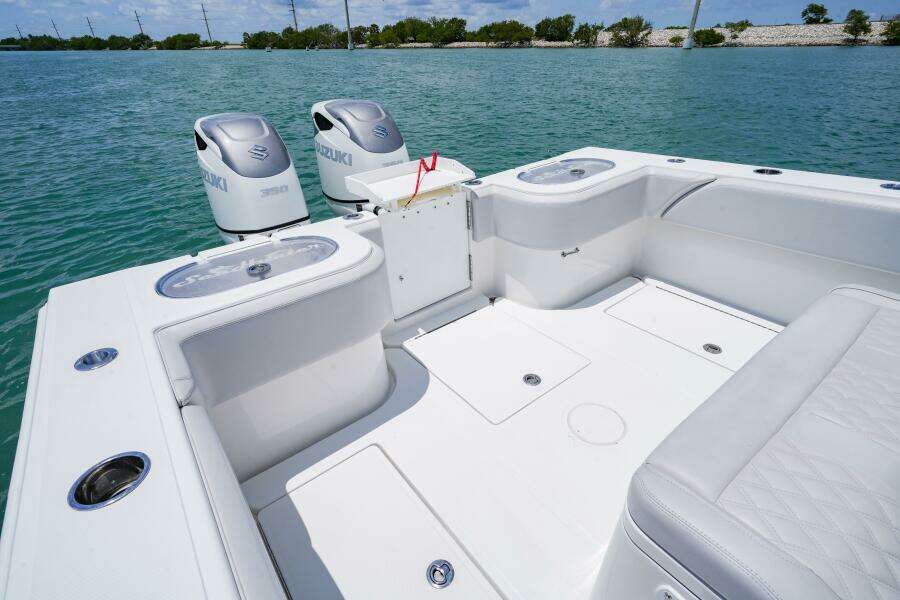 31ft SeaHunter Yacht For Sale