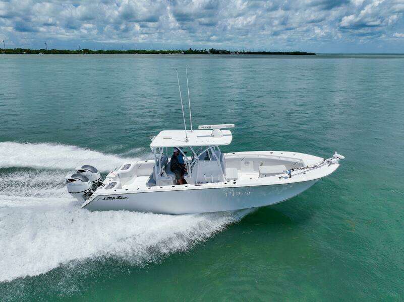 31ft SeaHunter Yacht For Sale