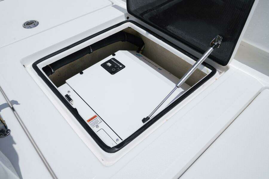 31ft SeaHunter Yacht For Sale