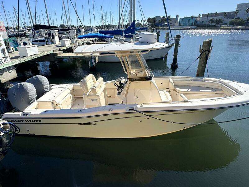 25ft Grady White Yacht For Sale