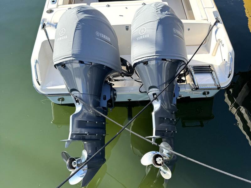 25' 2017 Grady-White Fisherman 257