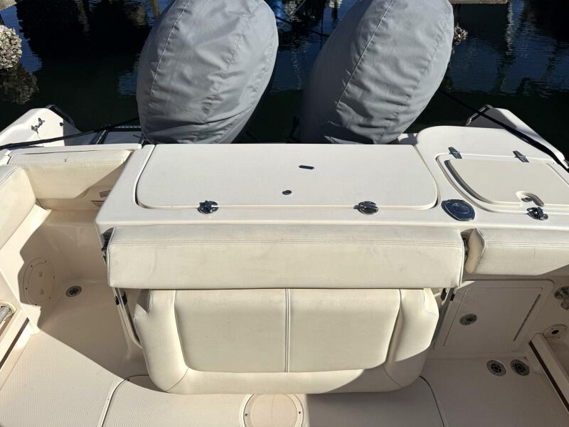 25' 2017 Grady-White Fisherman 257