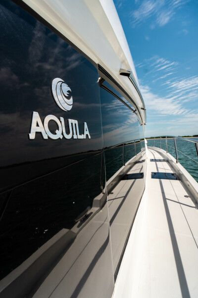 54' 2024 Aquila 54 Yacht