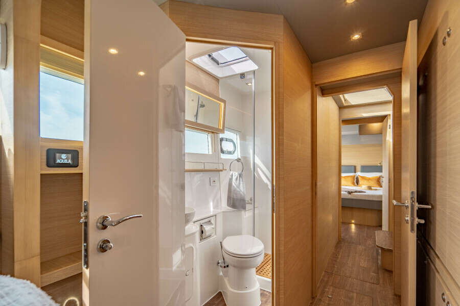 2024 Aquila 54 Yacht