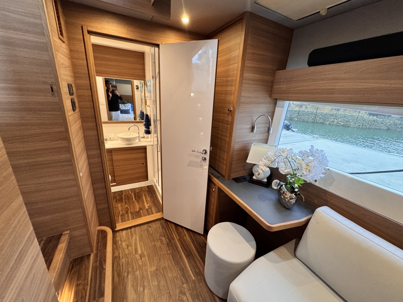 2024 Aquila 54 Yacht