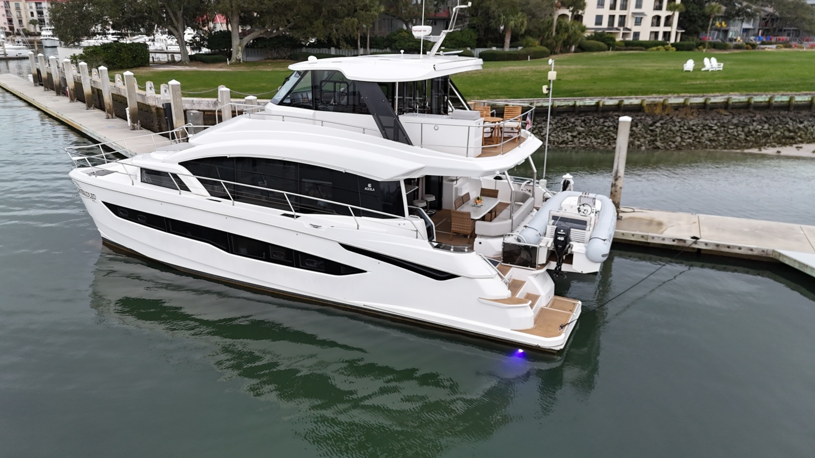2024 Aquila 54 Yacht
