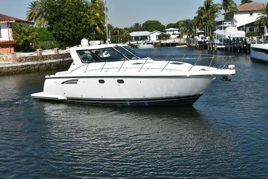 36ft Tiara Yachts Yacht For Sale