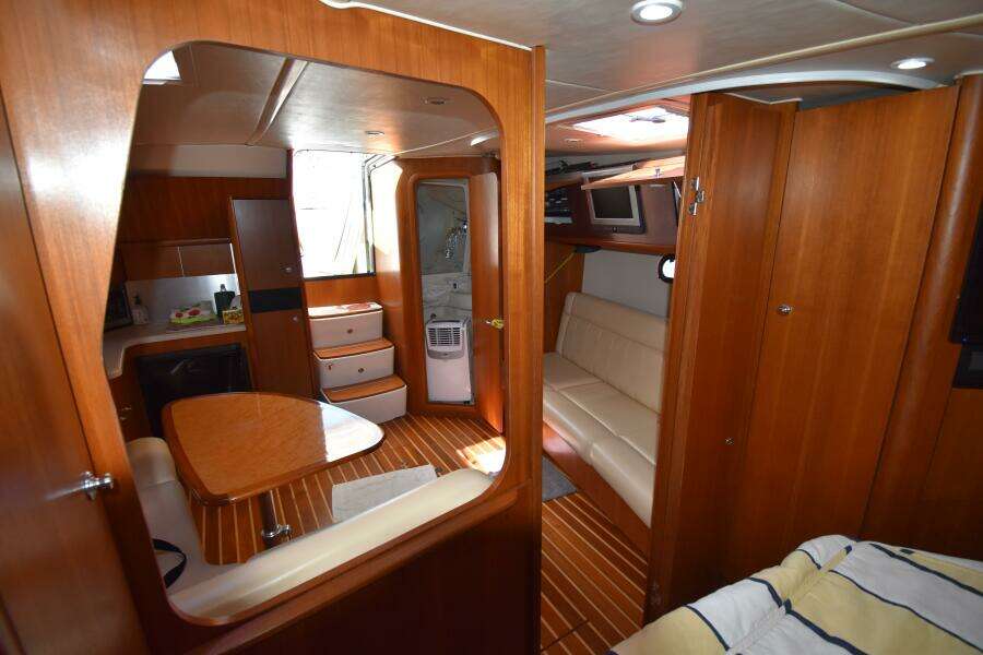 36ft Tiara Yachts Yacht For Sale