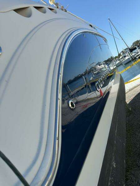 Amy s Wine House 25ft Chaparral Yacht For Sale