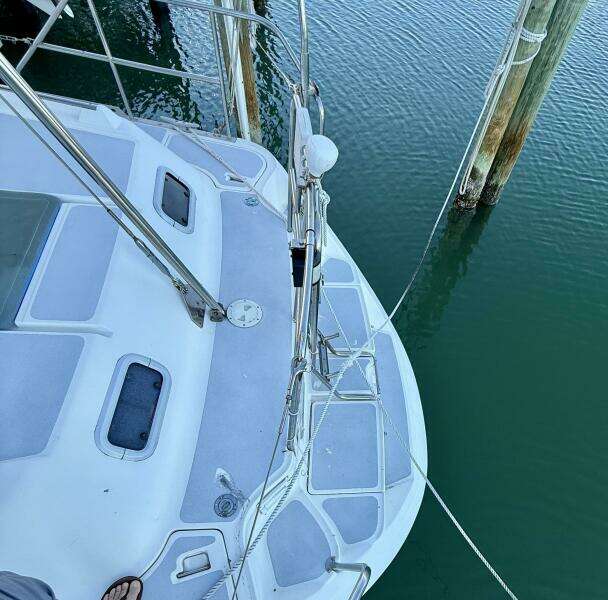 Escapade II 42ft Hunter Yacht For Sale