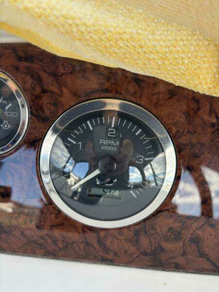 2000 Sea Ray 420 Aft Cabin