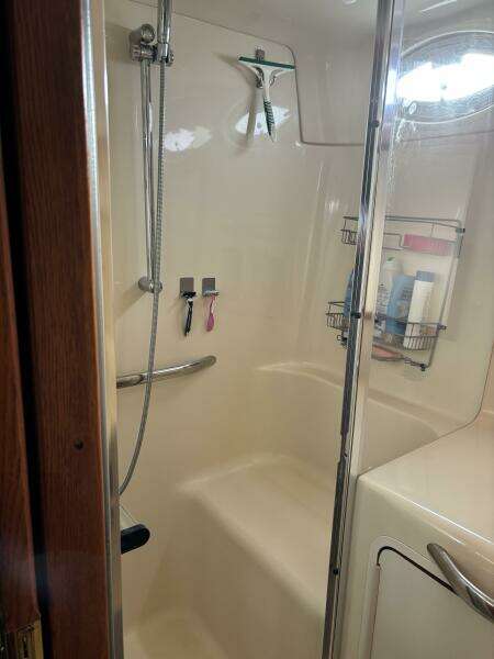 2000 Sea Ray 420 Aft Cabin