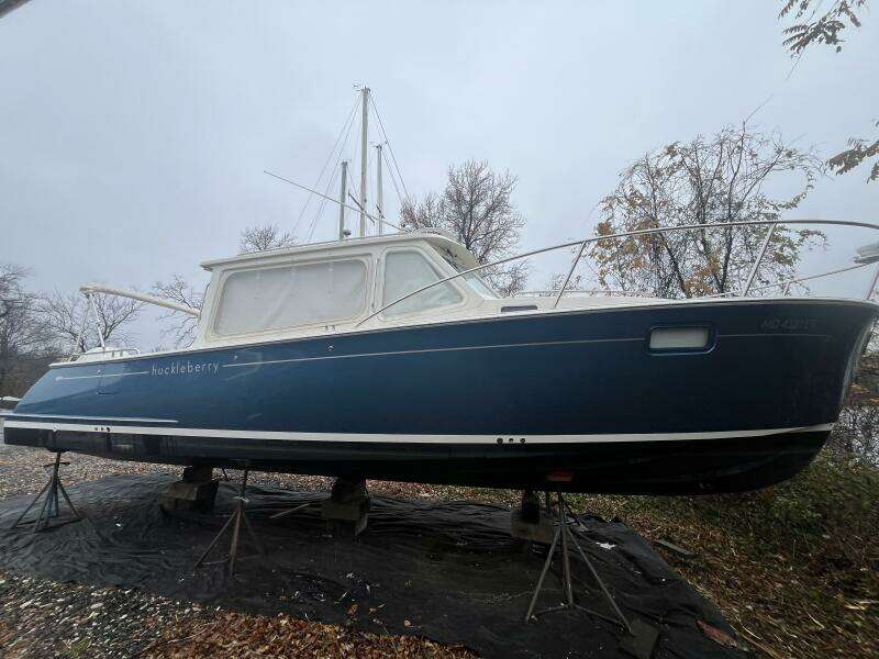 35ft MJM Yacht For Sale