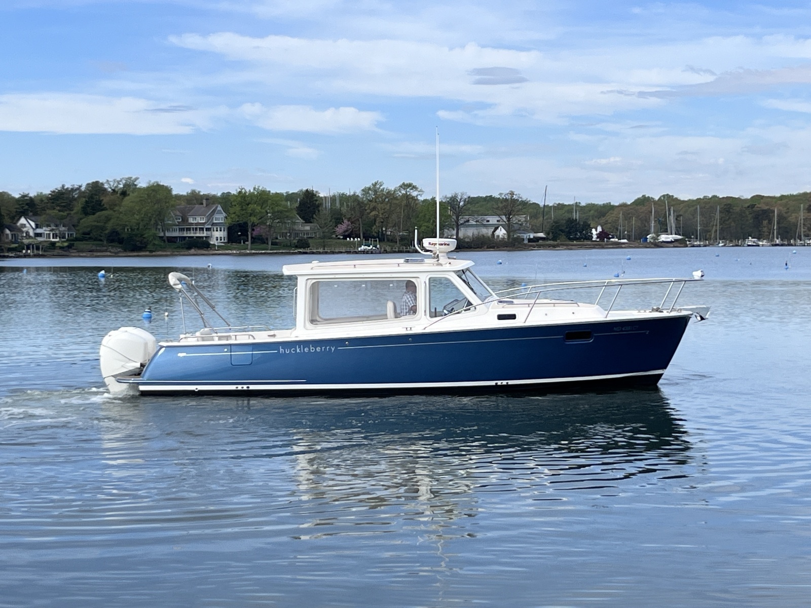 35ft MJM Yacht For Sale